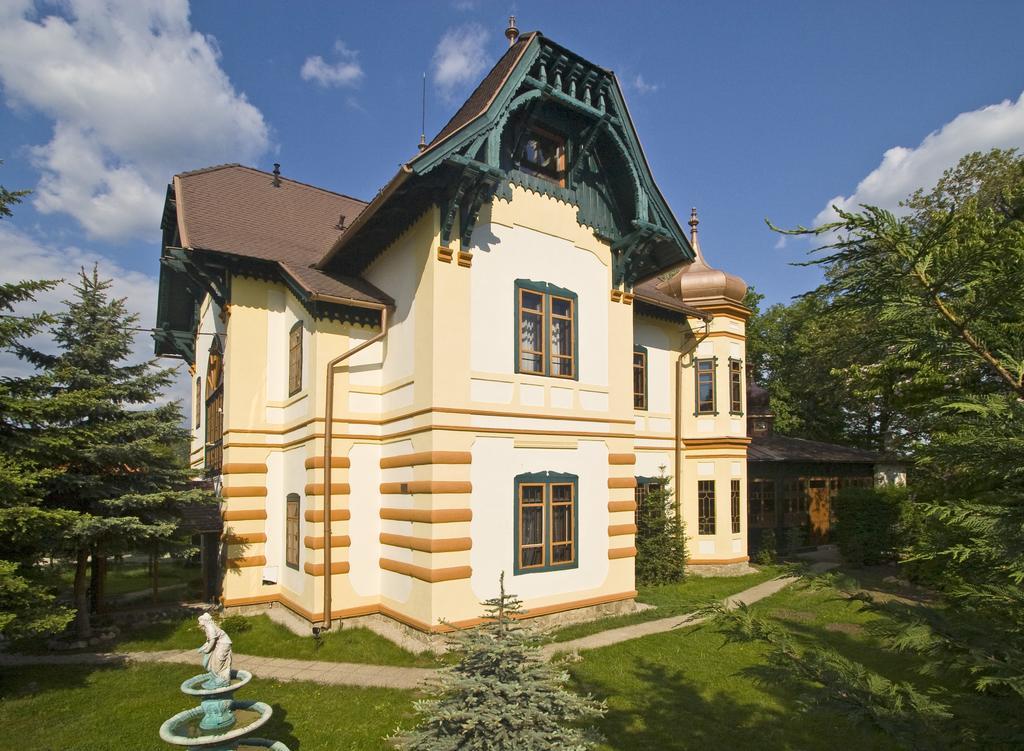 Zamok U Grofa Hotel Nitra Buitenkant foto